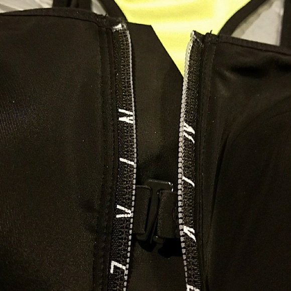 NWT Nike Pro Zip Sports Bra - Picture 6 of 8